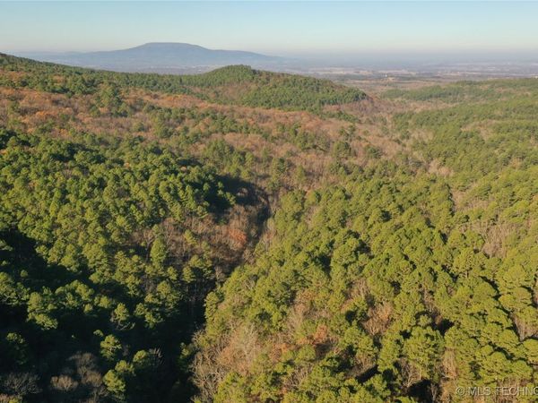 1 Durant Hill Road, Poteau, OK 74953