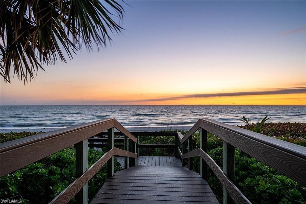 400 Park Shore Dr, Unit 303, Naples, FL 34103 Photo