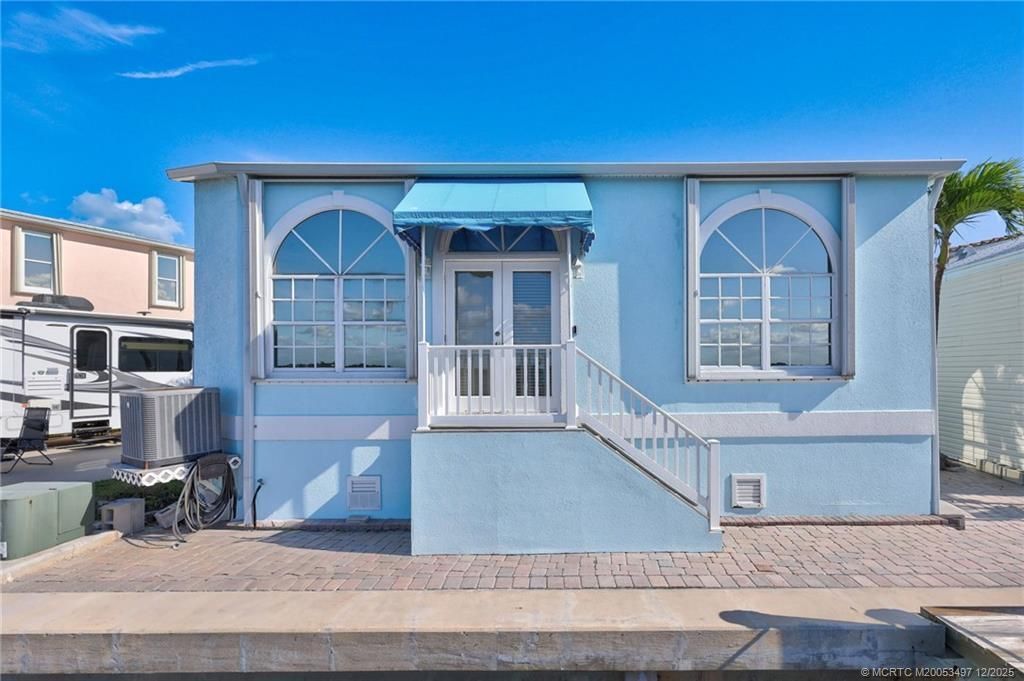 1116 Nettles Boulevard, Jensen Beach, FL 34957 Photo