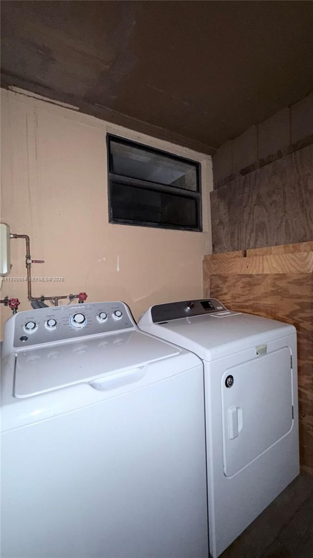 1104 NE 17th Ter, Unit 1-2, Fort Lauderdale, FL 33304 Photo