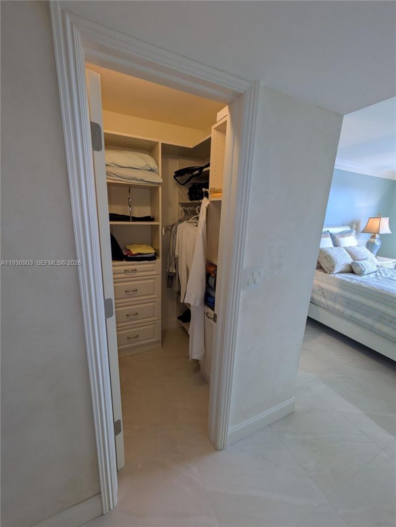 300 Three Islands Blvd, Unit 204, Hallandale Beach, FL 33009 Photo