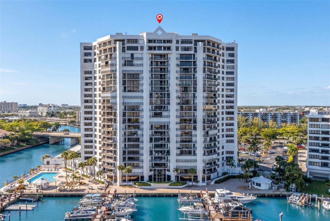 300 Three Islands Blvd, Unit 204, Hallandale Beach, FL 33009 Photo