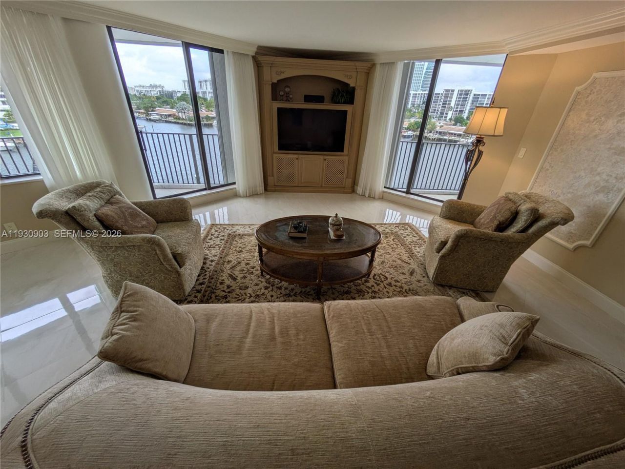 300 Three Islands Blvd, Unit 204, Hallandale Beach, FL 33009 Photo