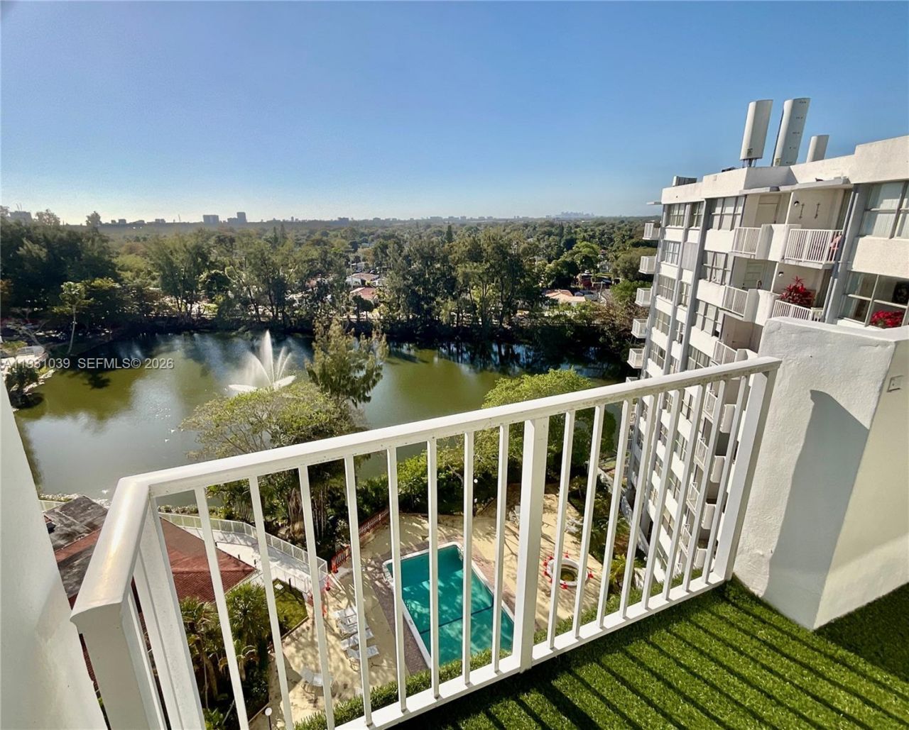 1200 NE Miami Gardens Dr, Unit 1011W, Miami, FL 33179 Photo