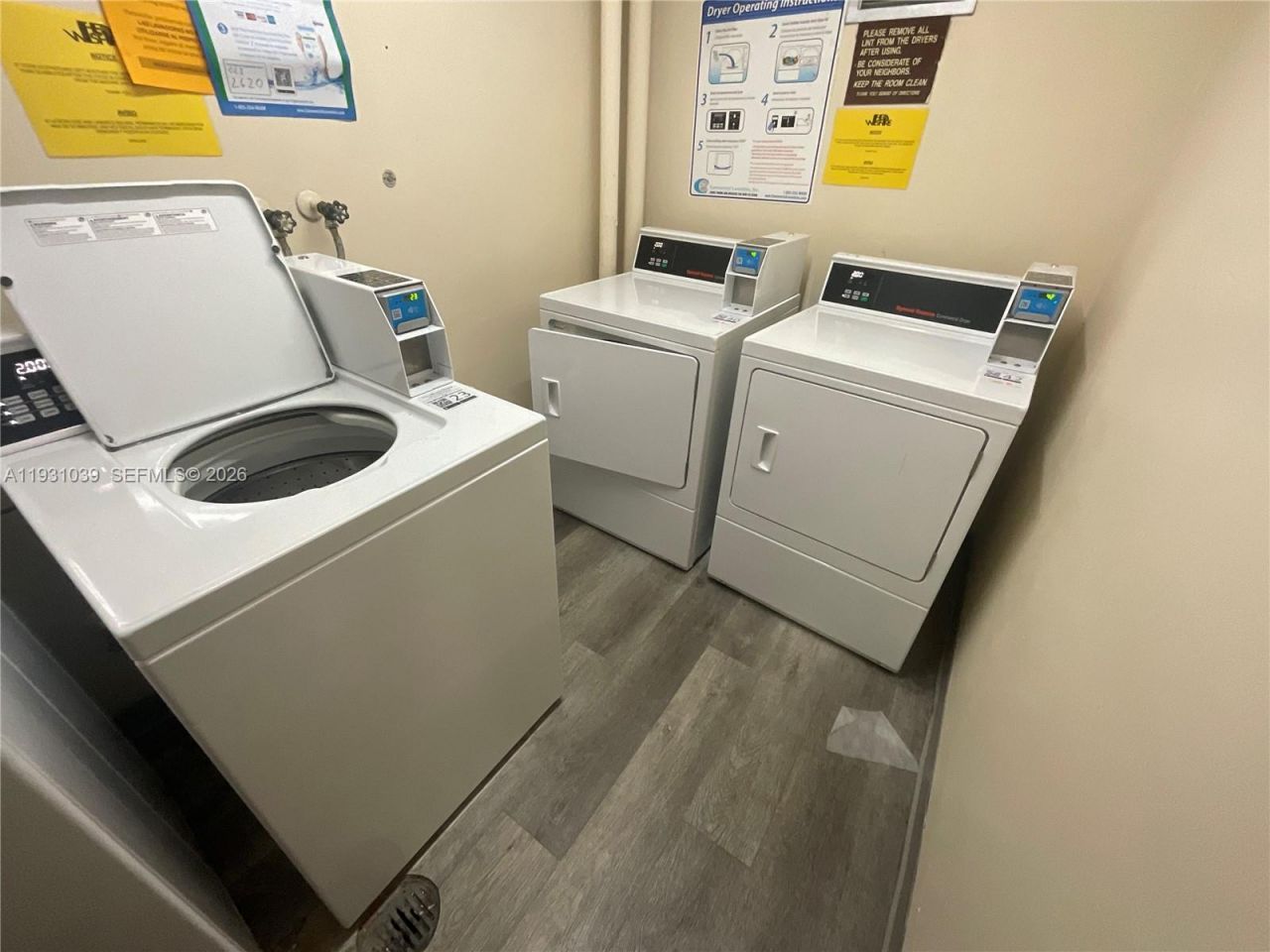 1200 NE Miami Gardens Dr, Unit 1011W, Miami, FL 33179 Photo