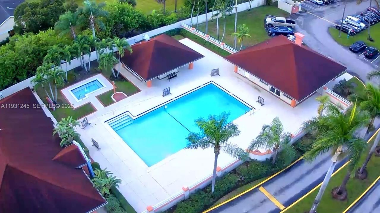18810 NW 57th Ave, Unit 102, Hialeah, FL 33015 Photo