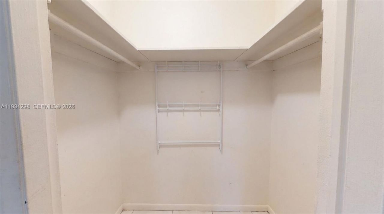 1000 West Ave, Unit 215, Miami Beach, FL 33139 Photo