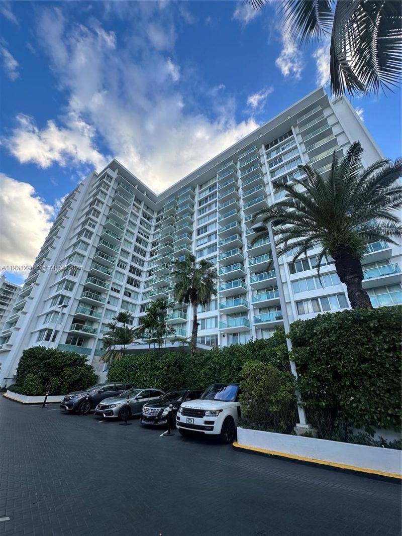1000 West Ave, Unit 215, Miami Beach, FL 33139 Photo