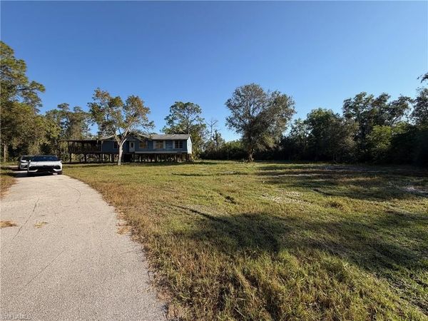 13761 Sophomore LN, FORT MYERS, FL 33912