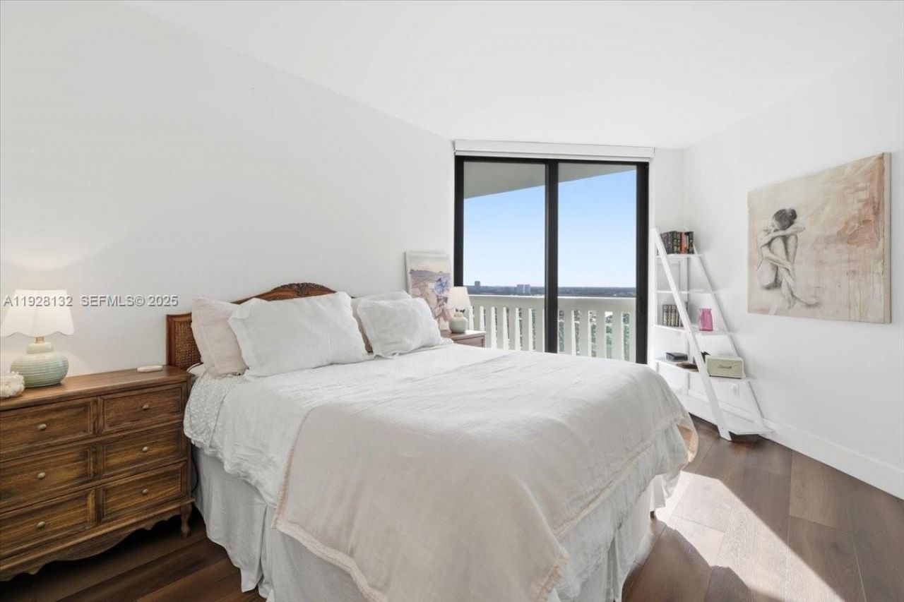 3000 Island Blvd, Unit 2802, Aventura, FL 33160 Photo