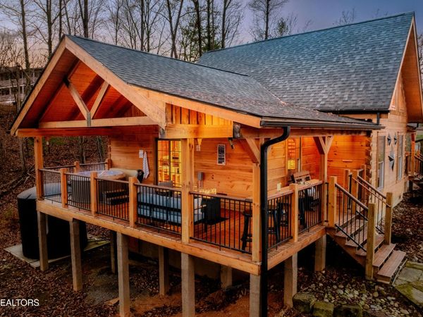 1890 Natures Lane Lane, Sevierville, TN 37862