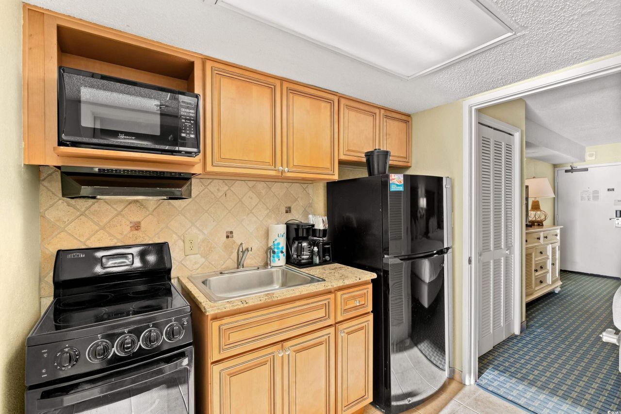 2401 S Ocean Blvd. Photo 9