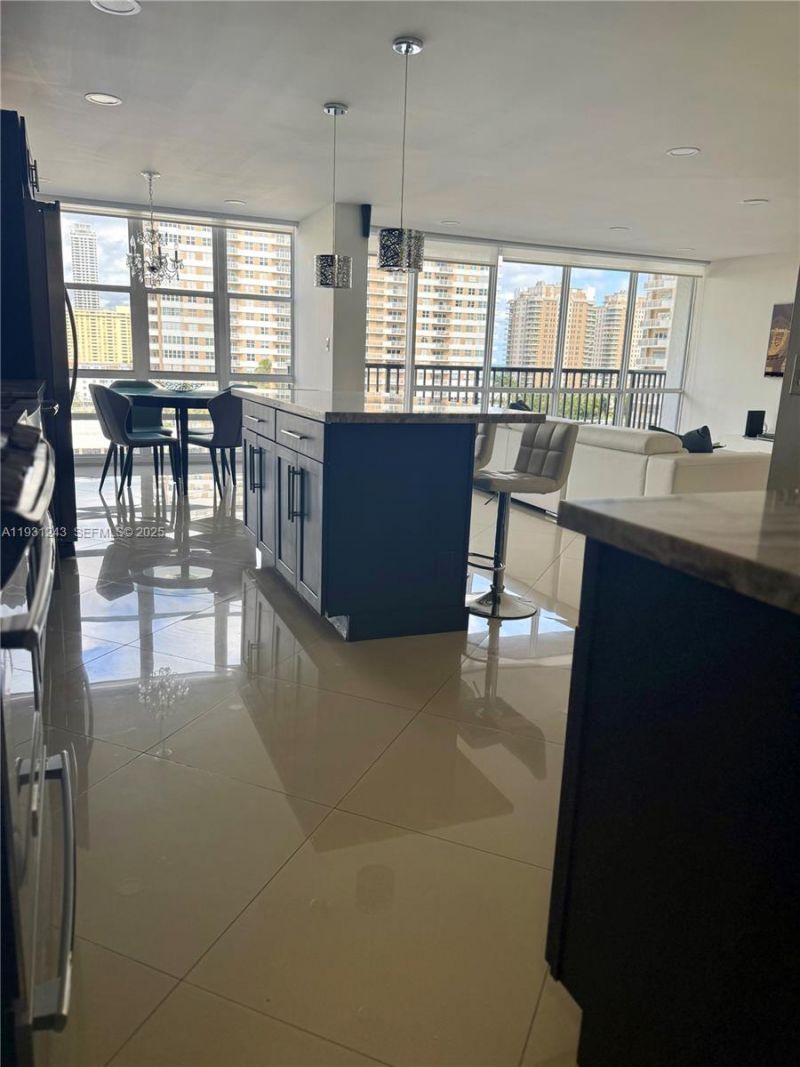 2017 S Ocean Dr, Unit 807, Hallandale Beach, FL 33009 Photo