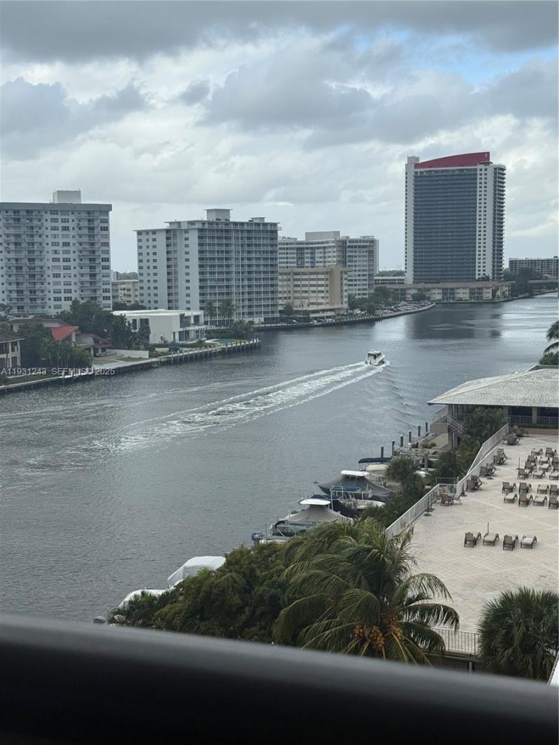 2017 S Ocean Dr, Unit 807, Hallandale Beach, FL 33009 Photo