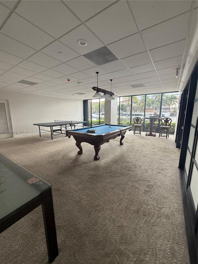 2017 S Ocean Dr, Unit 807, Hallandale Beach, FL 33009 Photo