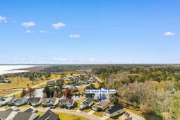 425 Grain Field Dr. photo 4