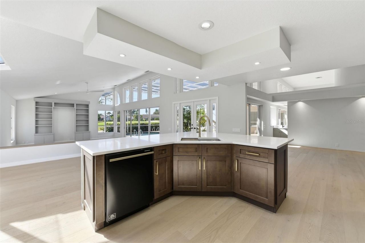 4268 Las Palmas Way, Sarasota, FL 34238 Photo