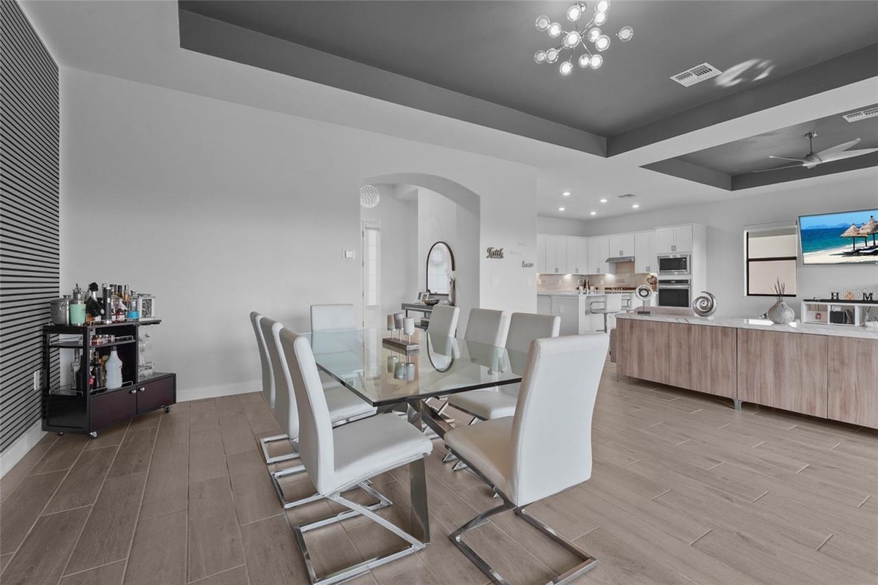 15330 Golden Beam Place, Bradenton, FL 34211 Photo