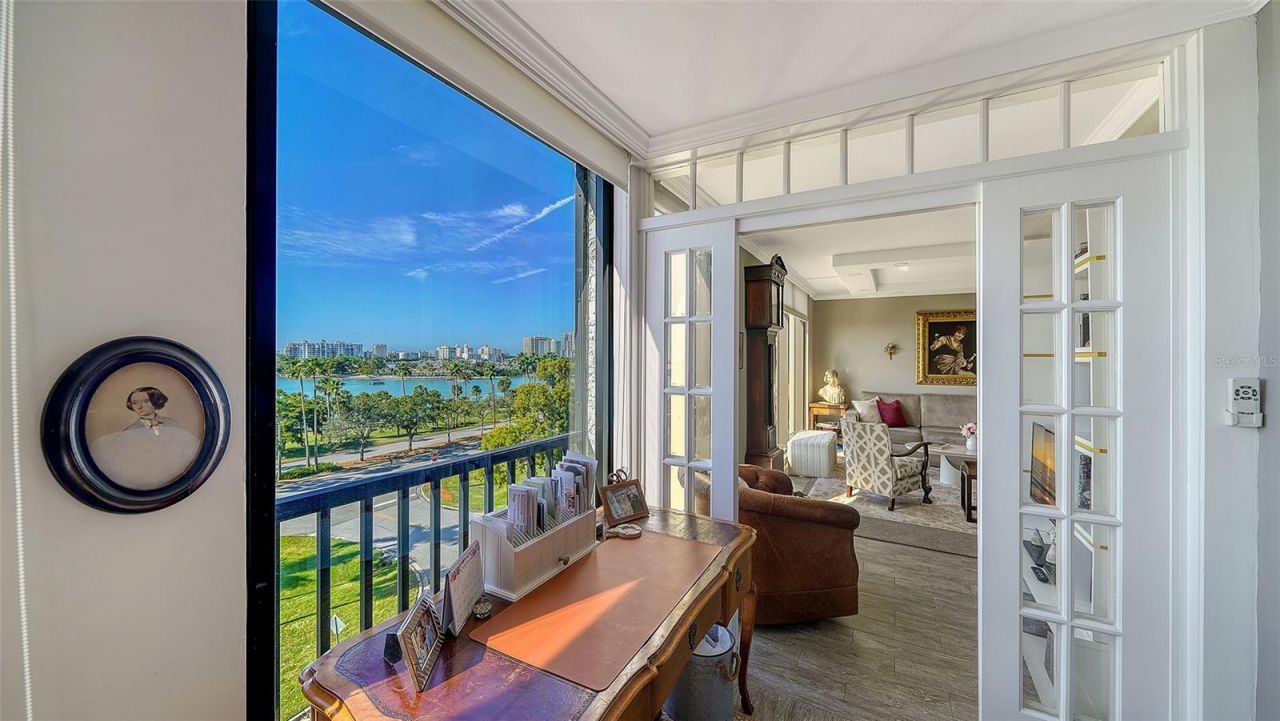 707 S Gulfstream Avenue, Unit 505, Sarasota, FL 34236 Photo