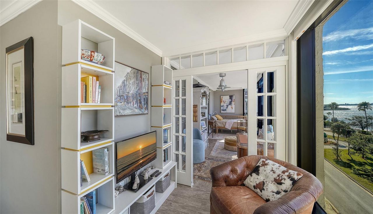 707 S Gulfstream Avenue, Unit 505, Sarasota, FL 34236 Photo