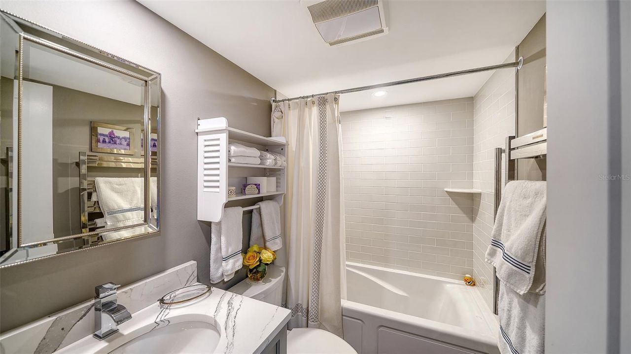 707 S Gulfstream Avenue, Unit 505, Sarasota, FL 34236 Photo