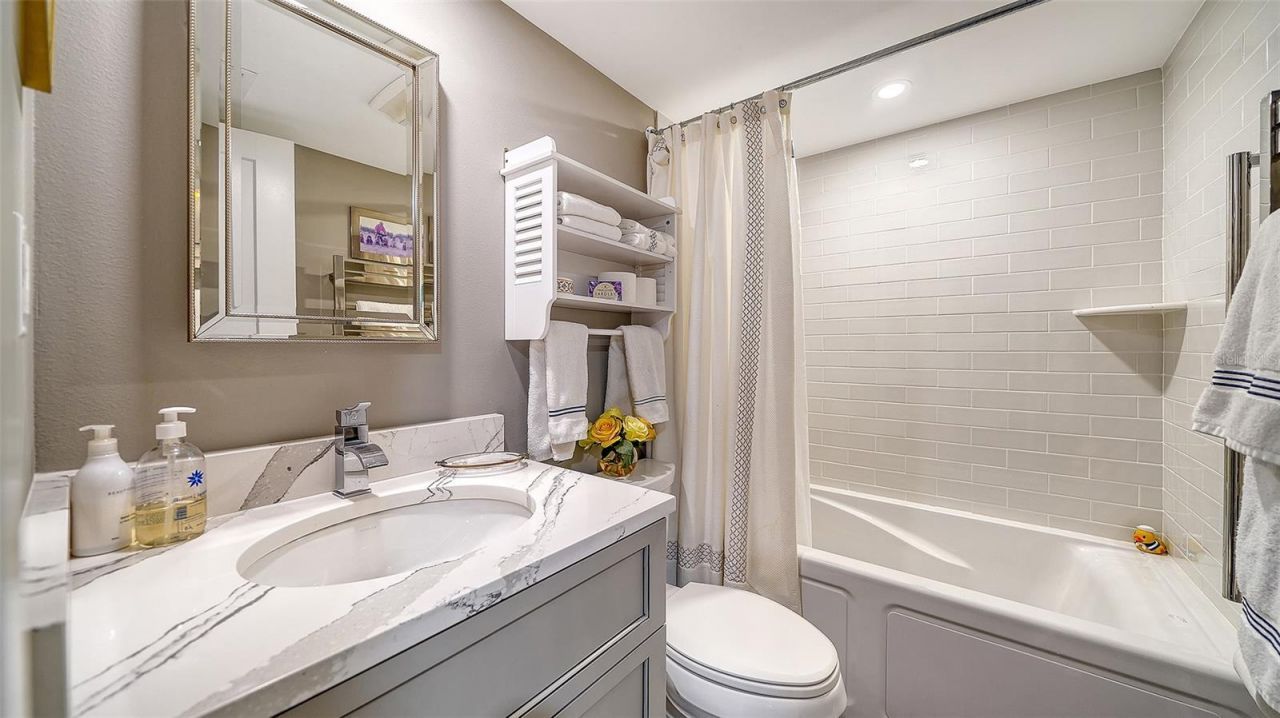 707 S Gulfstream Avenue, Unit 505, Sarasota, FL 34236 Photo