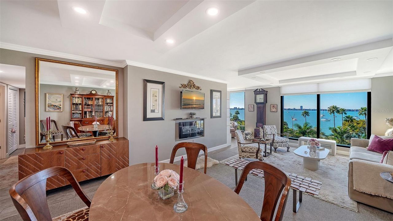 707 S Gulfstream Avenue, Unit 505, Sarasota, FL 34236 Photo