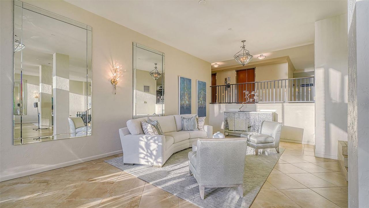 707 S Gulfstream Avenue, Unit 505, Sarasota, FL 34236 Photo