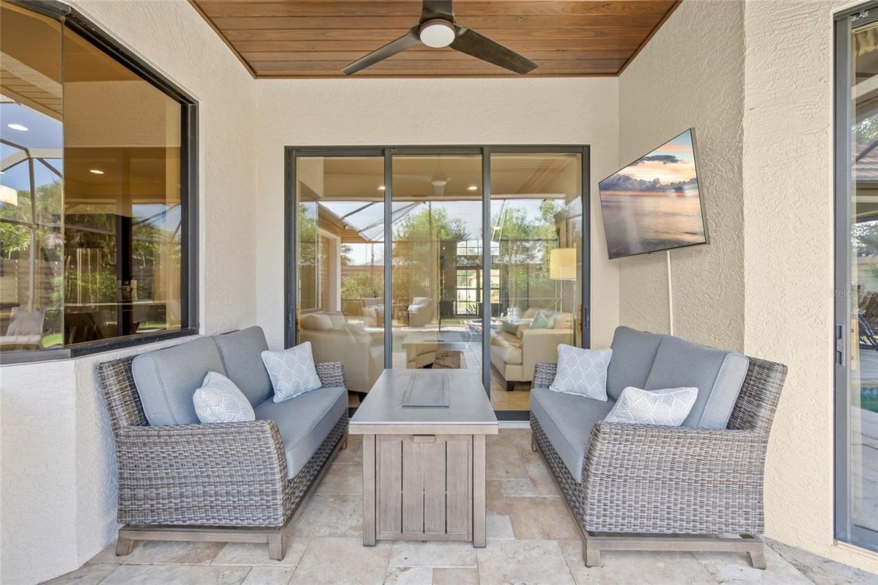 5343 Nathaniel Place, Sarasota, FL 34233 Photo