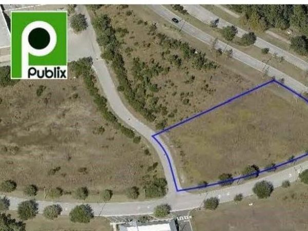 27 MARKET AVENUE, PALM COAST, FL 32164