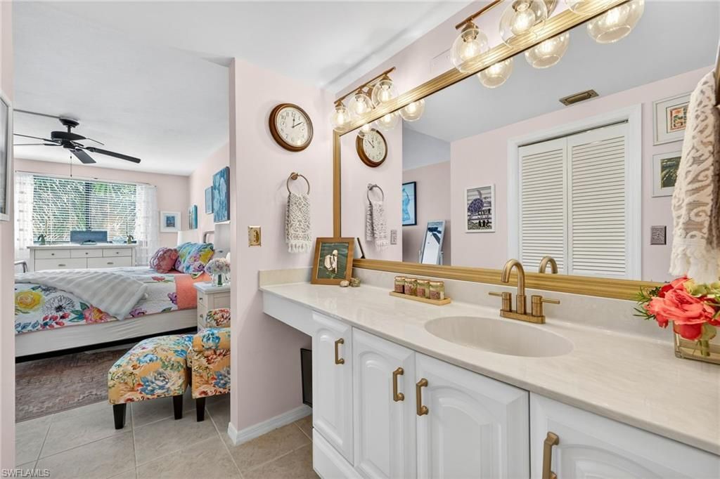 801 River Point Dr, Unit 203A, Naples, FL 34102 Photo