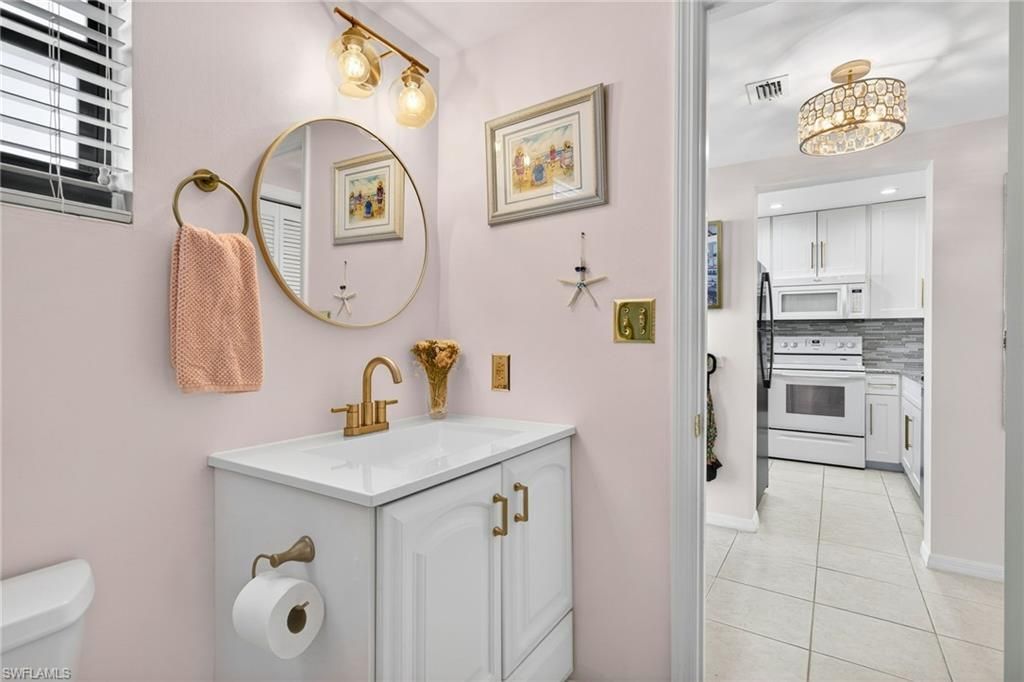 801 River Point Dr, Unit 203A, Naples, FL 34102 Photo