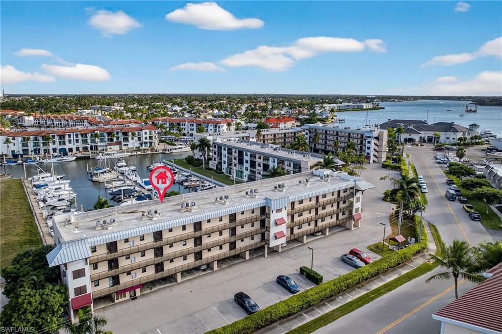 801 River Point Dr, Unit 203A, Naples, FL 34102 Photo