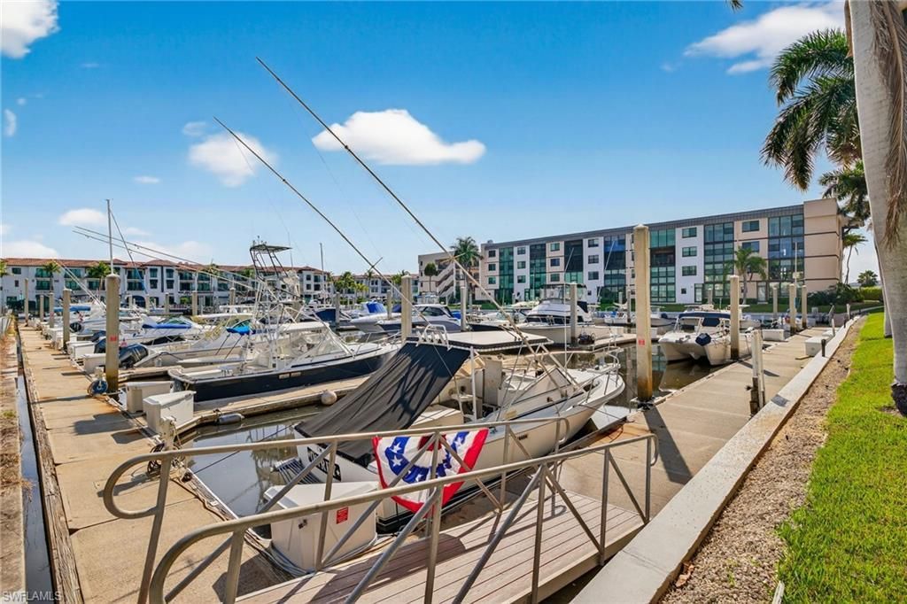 801 River Point Dr, Unit 203A, Naples, FL 34102 Photo