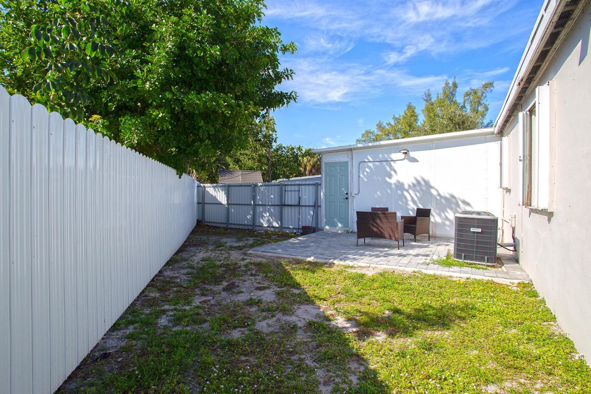 5241 NE 16th Terrace E, Pompano Beach, FL 33064 Photo
