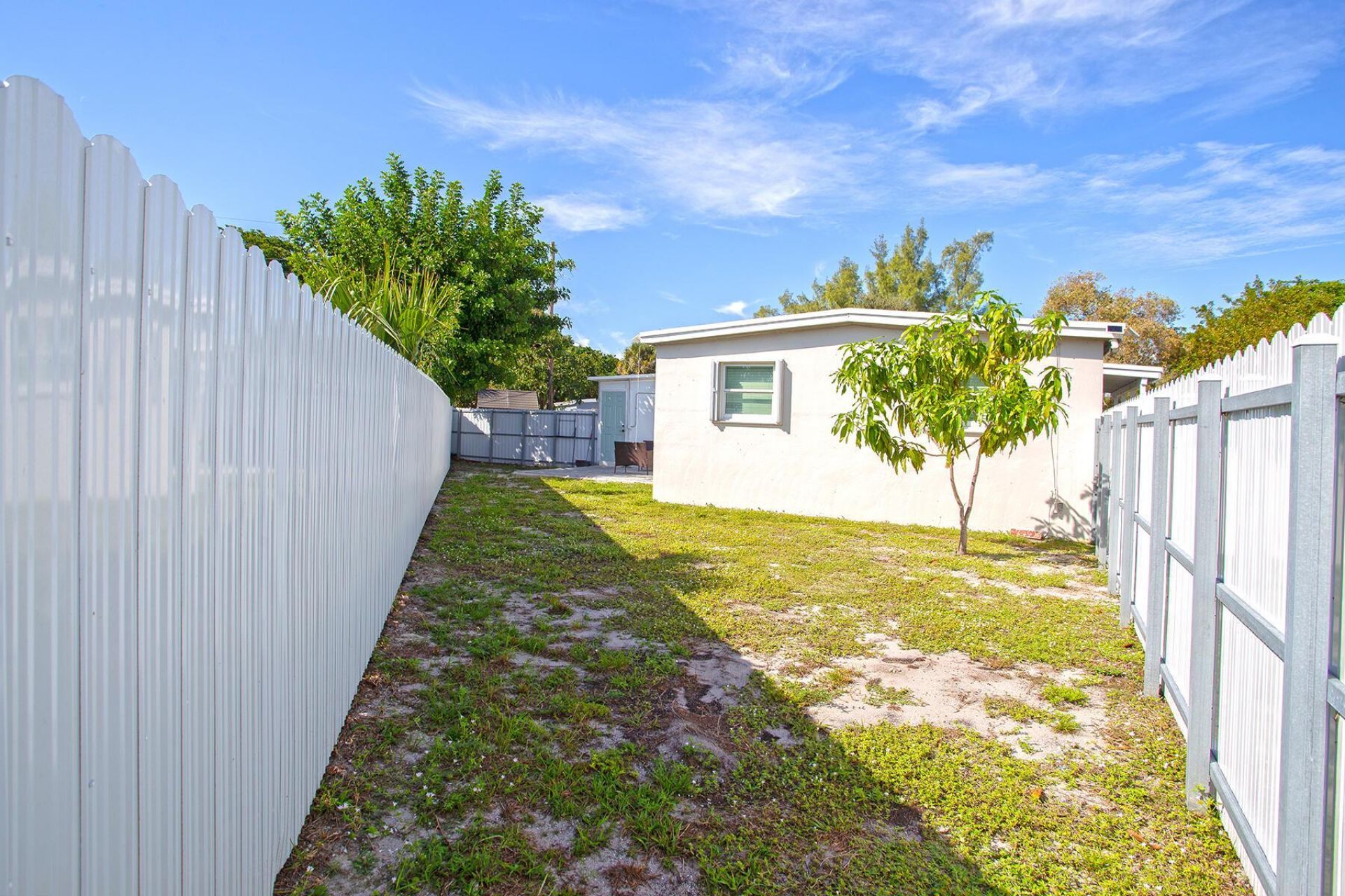 5241 NE 16th Terrace E, Pompano Beach, FL 33064 Photo