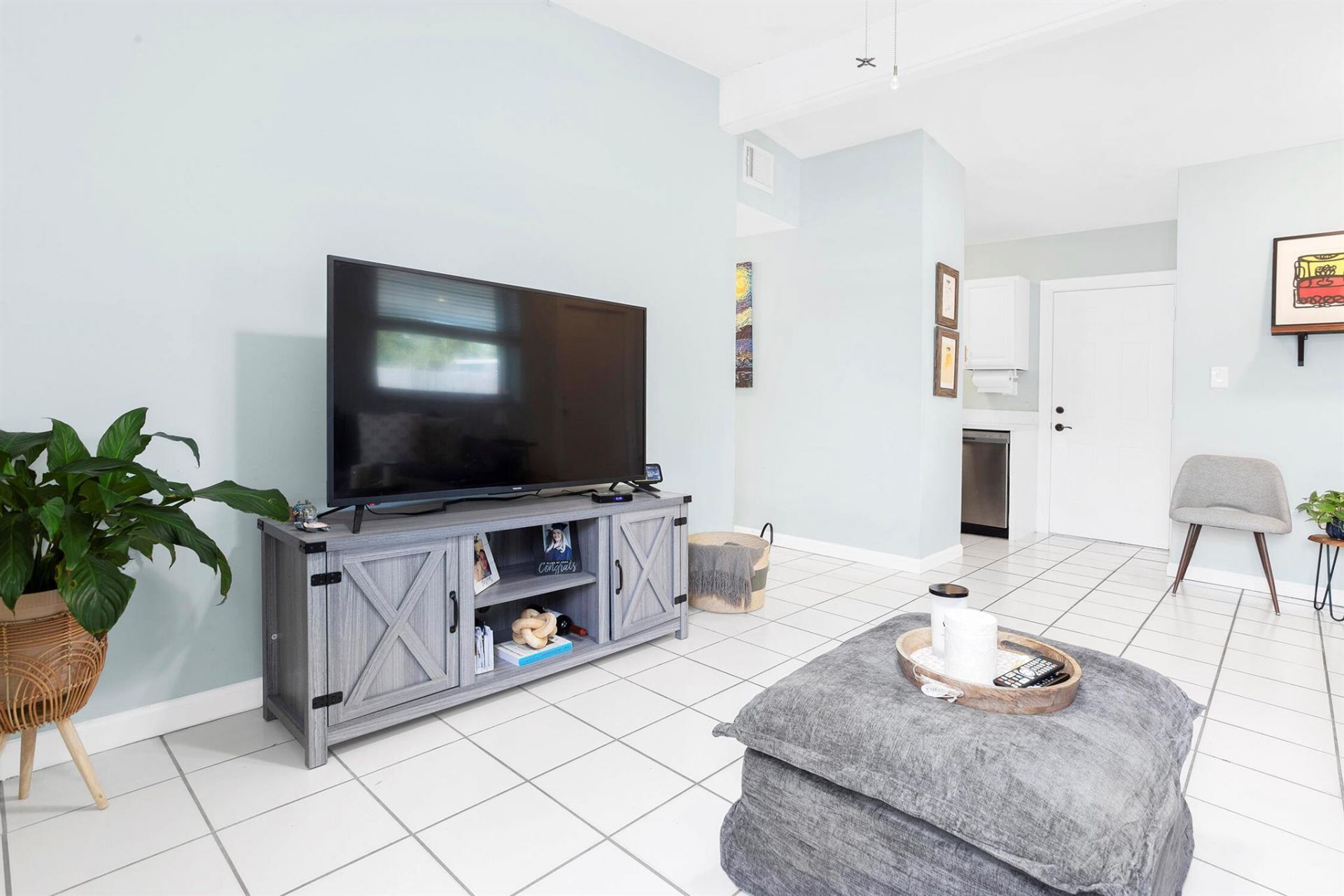 5241 NE 16th Terrace E, Pompano Beach, FL 33064 Photo