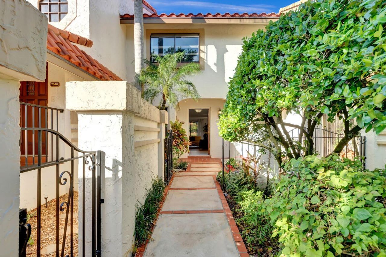 7844 La Mirada Drive, Boca Raton, FL 33433 Photo