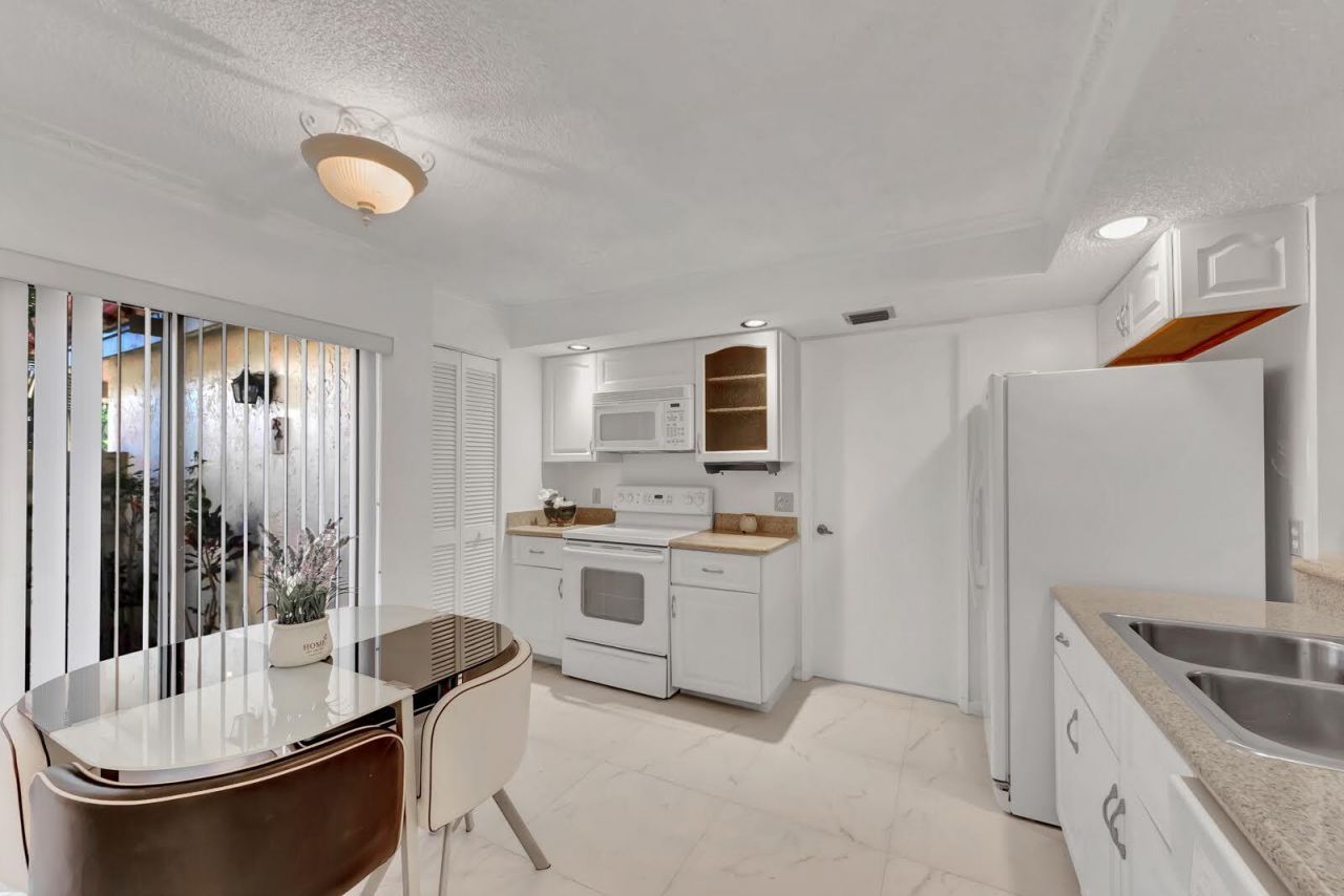 7844 La Mirada Drive, Boca Raton, FL 33433 Photo