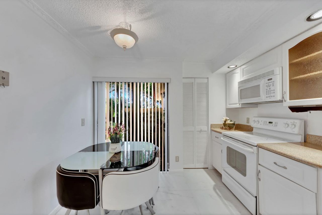 7844 La Mirada Drive, Boca Raton, FL 33433 Photo