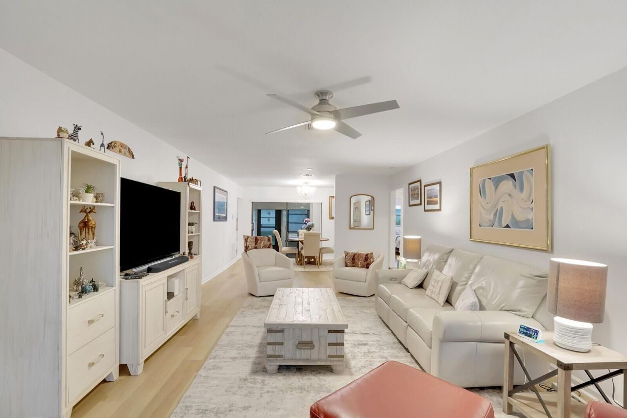 4180 Mango Tree Court, Unit B, Boynton Beach, FL 33436 Photo