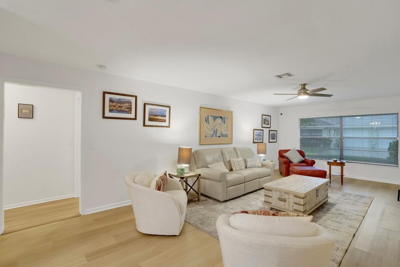 4180 Mango Tree Court, Unit B, Boynton Beach, FL 33436 Photo