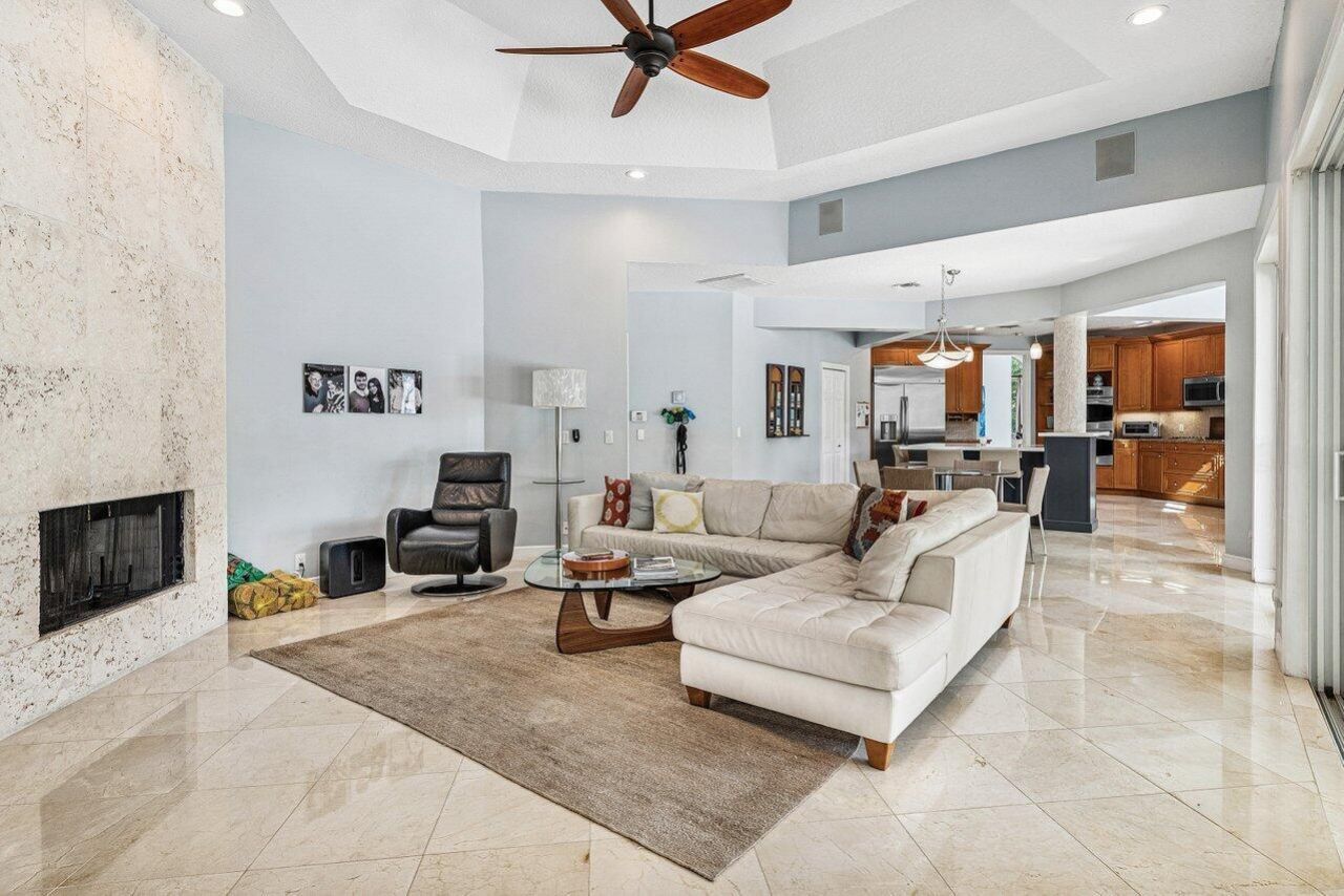 2450 NW 41st Street, Boca Raton, FL 33431 Photo