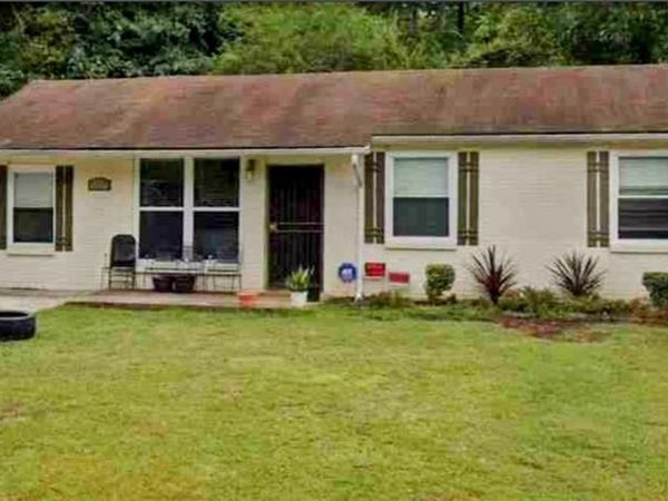 2608 Santa Barbara Drive NW, Atlanta, GA 30318