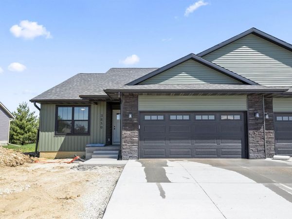 4182 Mystic Drive, Waterloo, IA 50702