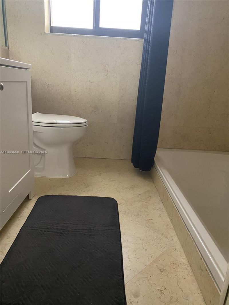 8950 Collins Ave, Unit 7, Surfside, FL 33154 Photo