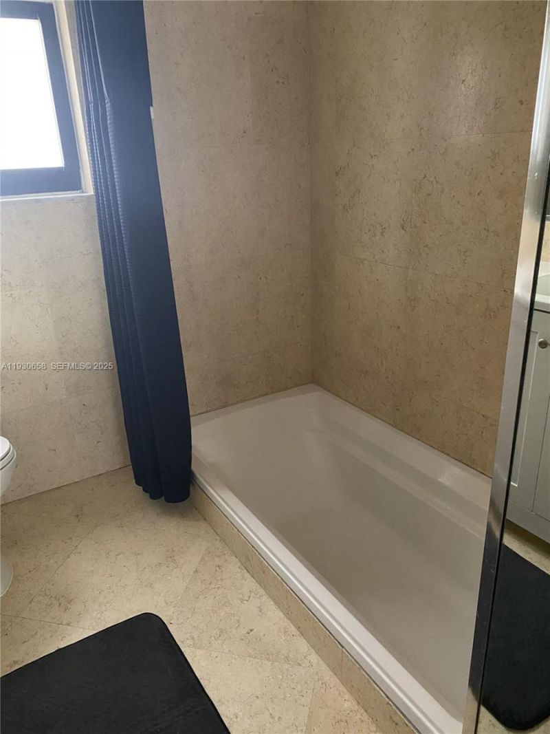 8950 Collins Ave, Unit 7, Surfside, FL 33154 Photo