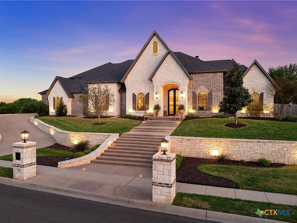 9010 Canyon Trail , McGregor, TX 76657