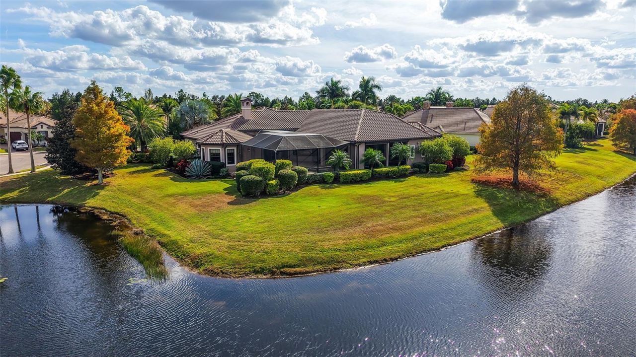 15621 Linn Park Terrace, Lakewood Ranch, FL 34202 Photo