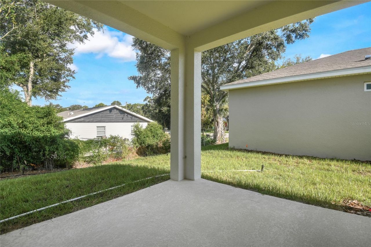 734 Lake Dell Avenue, Dundee, FL 33838 Photo